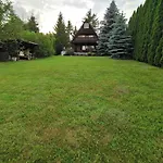 Dom Letniskowy, Casa de Férias *